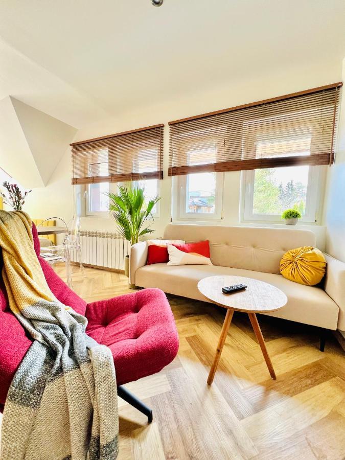 "Ku Sloncu" -Pokoje& Apartamenty - Ястшембя-Гура Екстер'єр фото