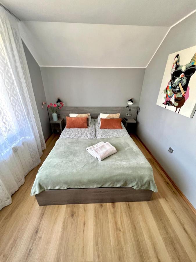 "Ku Sloncu" -Pokoje& Apartamenty - Ястшембя-Гура Екстер'єр фото