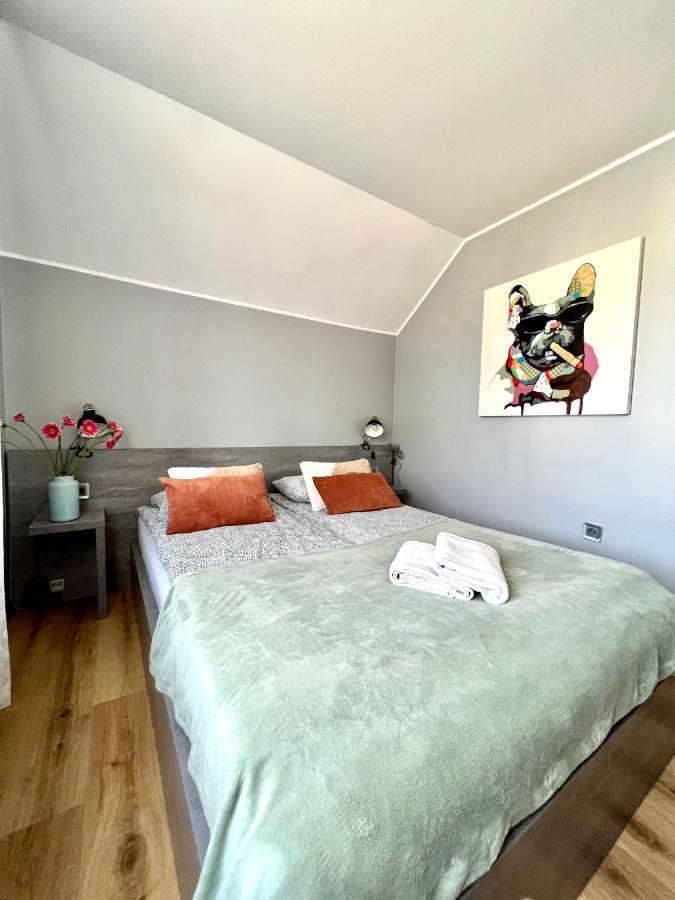 "Ku Sloncu" -Pokoje& Apartamenty - Ястшембя-Гура Екстер'єр фото