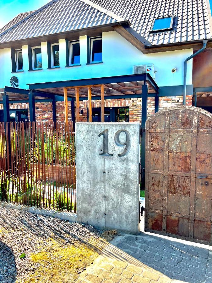 "Ku Sloncu" -Pokoje& Apartamenty - Ястшембя-Гура Екстер'єр фото